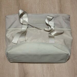 Gymshark Everyday Tote in Pebble Gray